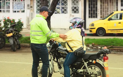 omb-barreras-genero-transporte-inicial-1 (1)